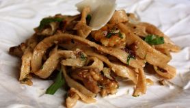 Tagliatelle con salsa di noci