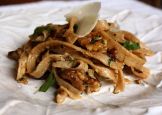 Tagliatelle con salsa di noci