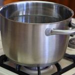 Tagliolini con pomodori e gamberi