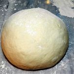 Torta salata di orzo robiola e tarassaco