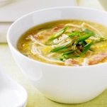 Zuppa di granchio e mais