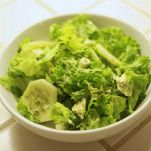 Avocado e pomodorini in insalata