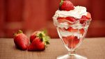 Coppa di fragole e panna