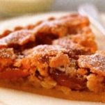 Crostata di mandorle e albicocche