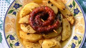 Salsiccia con patate al forno