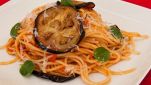 Pasta alla Norma: gli spaghetti