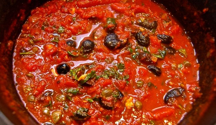 Ricetta Sugo Alla Puttanesca Le Ricette Di Buonissimo