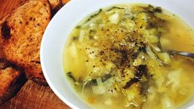 Zuppa di verza e patate