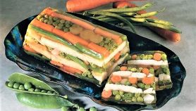 Aspic di scorfano lesso con verdure