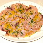 Bruschetta con carpaccio di pesce spada
