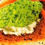 Bruschetta con rucola e caprino