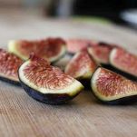 Fichi con miele e quartirolo