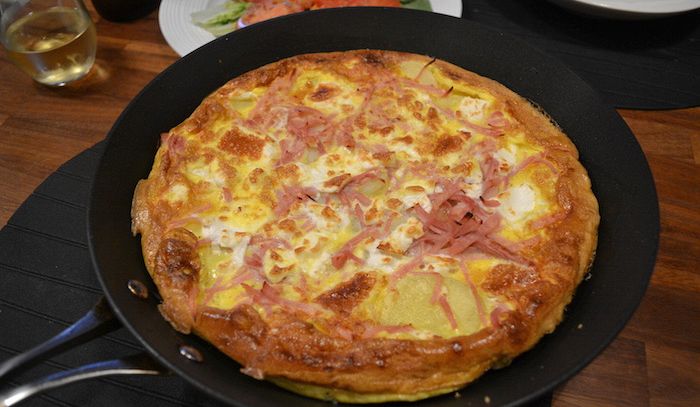 Frittata mortadella e caciotta