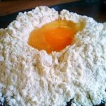 Panzerotti con le uova alla barese