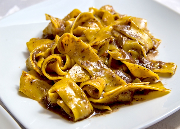 Pappardelle alla lepre (ricetta umbra) | Buonissimo Ricette