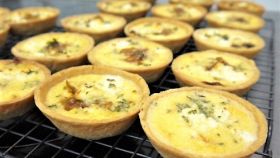 Quiche di cipolle e formaggio