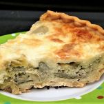 Torta con carciofi e bietole