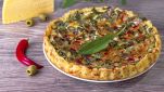 Torta con olive e acciughe