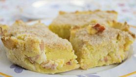 Torta salata mortadella e patate