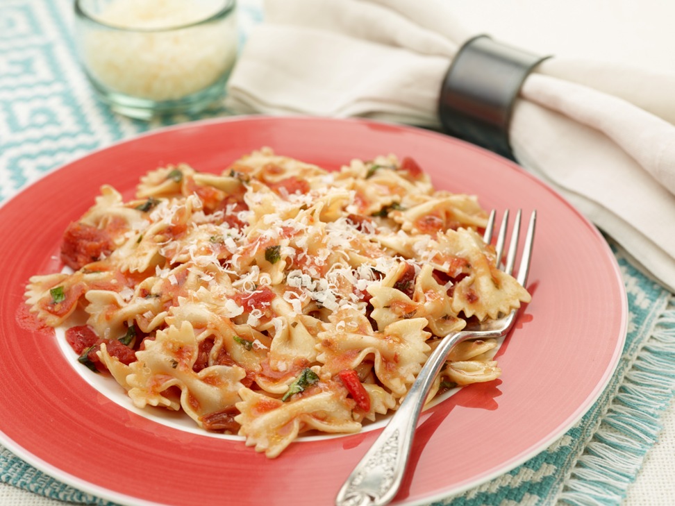 Spaghetti con crema di peperoni e pecorino sardo aromatizzato al basilico, Al.ta Cucina, Ricetta