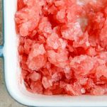 Granita di anguria con semi di cioccolato