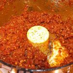 Linguine con pesto di pomodori secchi