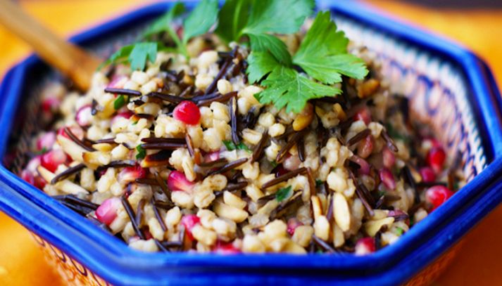 Riso pilaf: ricetta con melagrana e noci