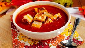 Zuppa di ciliegie al vino rosso