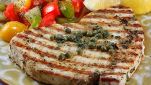 Pesce spada con acciughe e salsa di capperi