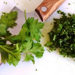 Pipe rigate ai piselli e prosciutto