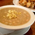 Zuppa di fagioli con pasta