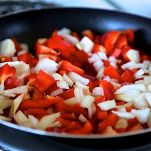 Calamaretti e seppioline ai peperoni