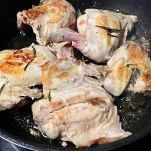 Coniglio con fichi e spezie