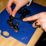 Tartine alle olive e pasta d&#8217;acciughe