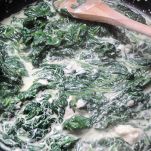 Tartine con spinaci e acciughe