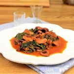 Seppie alla livornese con spinaci