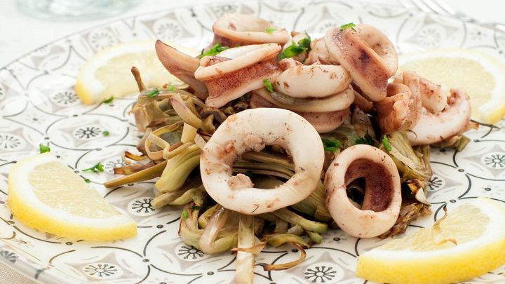 Seppia con carciofi