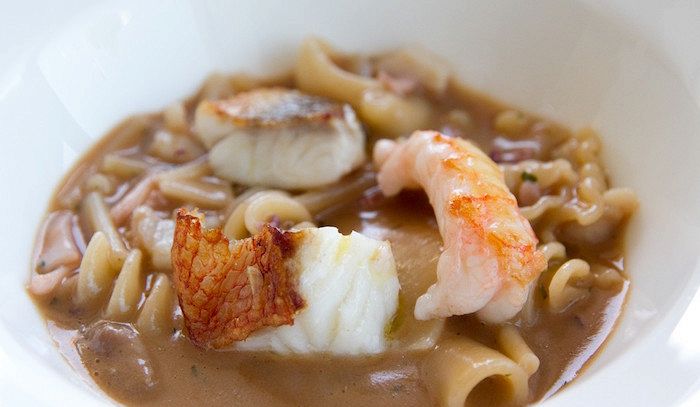 Zuppa di dentice e tagliolini