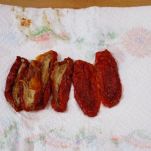 Agnello con pomodori secchi