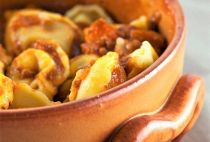 Agnolotti con ragù di carne