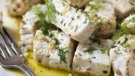 Bocconcini di pesce spada in padella al rosmarino