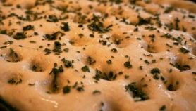 Focaccia alla salvia