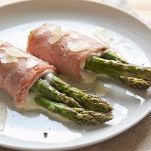 Involtini di prosciutto e asparagi