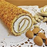 Rotolo svizzero alla crema e alle nocciole