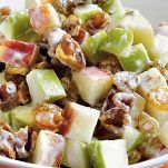 Sedano, noci e formaggio