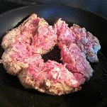 Spaghetti salsiccia e zafferano