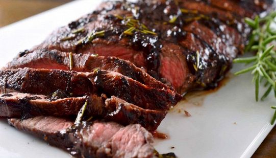 Ricetta Tagliata Di Manzo Al Rosmarino Le Ricette Di Buonissimo