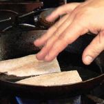 Branzino alle melanzane e olive nere