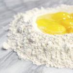 Pappardelle con pomodoro e aglio