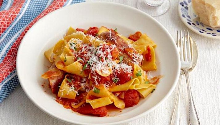 Pappardelle al pomodoro e aglio
